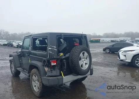 2011 Jeep Wrangler Sahara from USA, damaged, VIN 1J4AA5D18BL631396